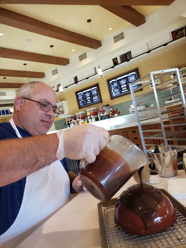 Cake Decorating class at Disney Springs