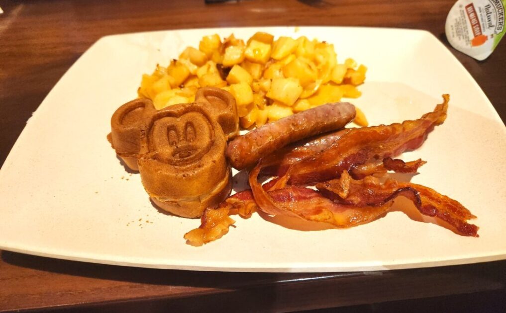 Breakfast Food from mobile order at Disney World Resort.